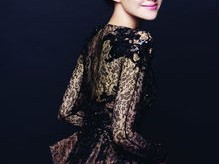 萧蔷短发蜕变，女性力量的优雅绽放