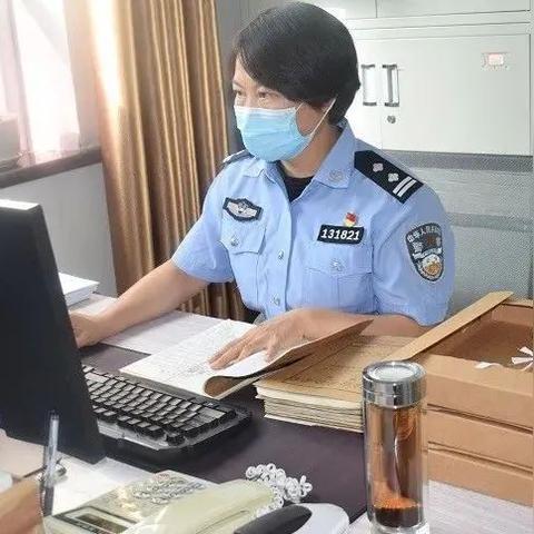 95后交管大队队员，生命之光的执着守护者